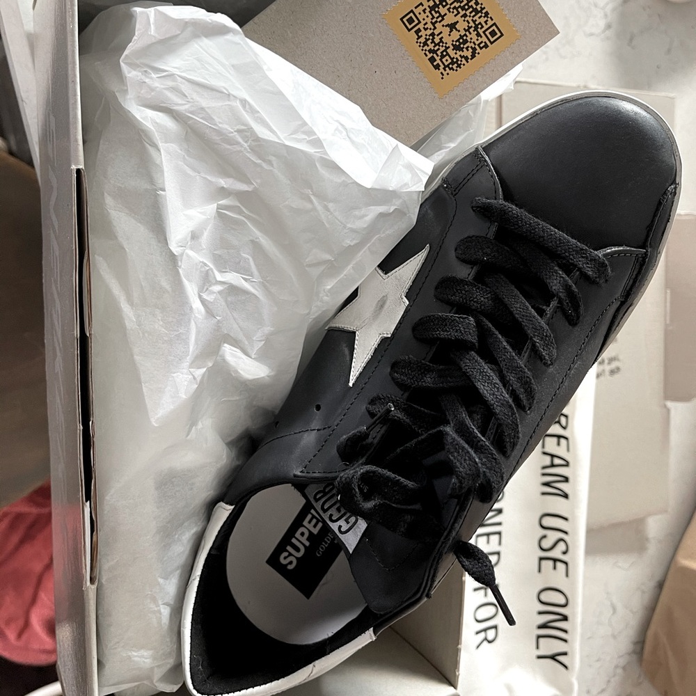 Brand New In Box Authentic Men Golden Goose Shoes